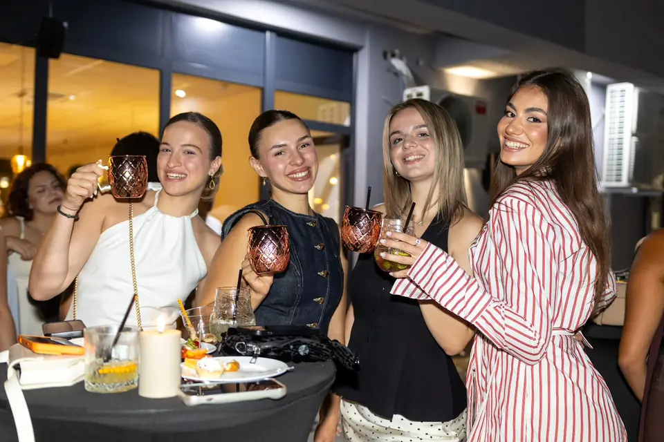 Guests at the Pozitiva Bar opening, photo 1
